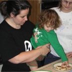 051231-2ndChristmas02-MRCA-Cookies