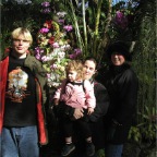 051224-NagasakiBioPark11-RCMMickAmber