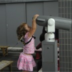 051106-PenguinAquarium10