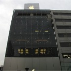 051125-Tokyo45-AppleStore2