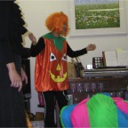 051020-HalloweenParty12