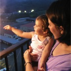 050704_Sparklers08-RCMel