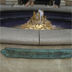 050709_TokyoDisney09-GoldFountain