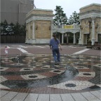 050709_TokyoDisney15-TFountains3