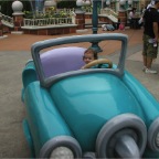 050710_TokyoDisney41-RCDrivingCar1