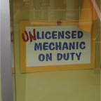 050710_TokyoDisney45-Sign3Mechanic