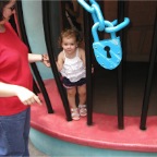 050710_TokyoDisney47-RCInJail