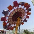 050604_GreenlandVacation23-TiltOWhirlMelAmy