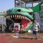 050604_GreenlandVacation36-DinosaurRCMelAmyMick