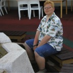 050604_GreenlandVacation59-MickSittingUp