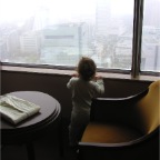 050611_FukuokaVacation01-RCEnjoysTheView