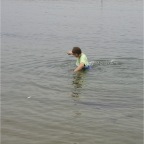 050612_FukuokaVacation17-AmyInThePacific3