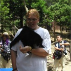 050623_NagasakiBioPark68-MickWithSquirrelMonkeys
