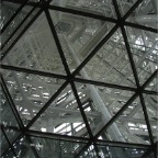 050430_GoldenWeek7-FukuokaTowerElevatorShaft