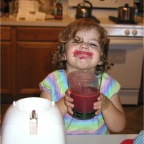 060921-RCMakingASmoothie1