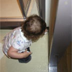 050327_EasterEggHunt7