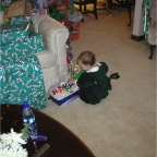 041225_RCPlayingWToys2