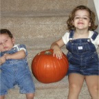 061021-RCCO-PumpkinPose1