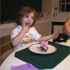 061029-RCBirthday25-RCEatsCake