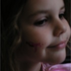 081102-KomenFacePaint1-RC